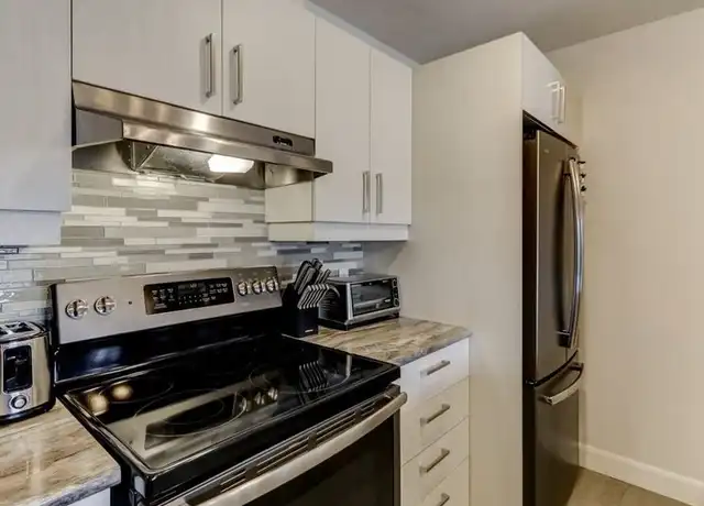 Property at 1542 N Alamo St, San Antonio, TX, 78215, 1 bed, 1 bath, [object Object]