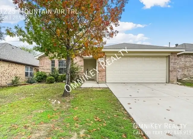 Property at 1225 Mountain Air Trl, Fort Worth, TX, 76131, 3 beds, 2 baths, [object Object]