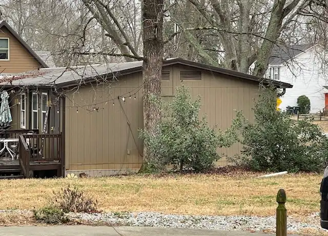 Property at 1921 Shiloh Rd, Seneca, SC, 29678, 3 beds, 1 bath, [object Object]