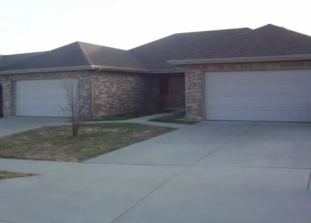 Property at 1307 W Sackett St Unit 1320, Springfield, MO, 65807, 2 beds, 2 baths, [object Object]