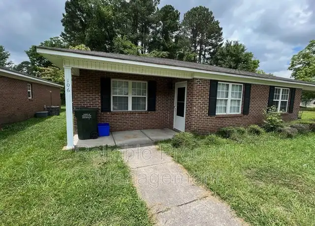 Property at 106 S James St, Princeton, NC, 27569, 2 beds, 1 bath, [object Object]