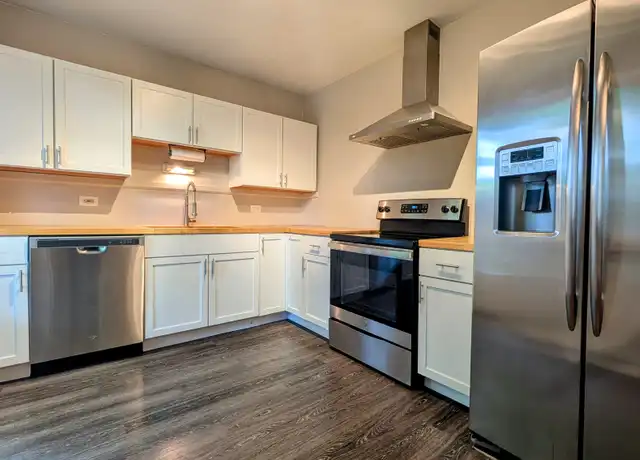 Property at 17 Foxworth Ln, Cincinnati, OH, 45218, 3 beds, 1.5 baths, [object Object]