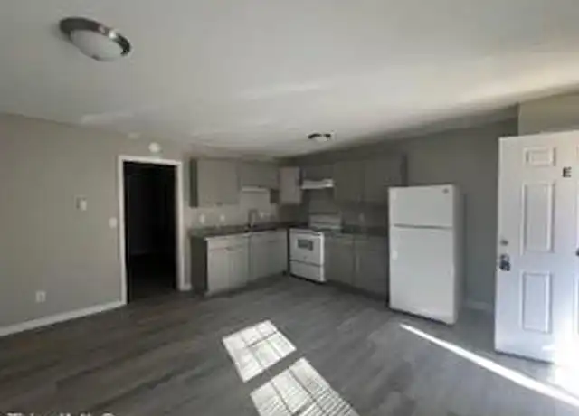 Property at 1967 Lakeview Rd, Asheboro, NC, 27203, 1 bed, 1 bath, [object Object]
