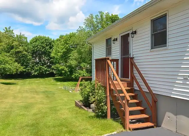 Property at 2 Mary Helen Way, Rockport, MA, 01966, 1 bed, 1 bath, [object Object]