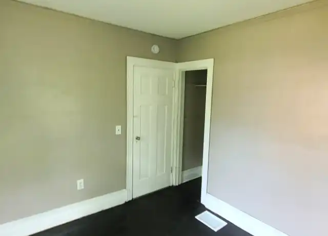 Property at 353 Melville St, Rochester, NY, 14609, 4 beds, 1 bath, [object Object]