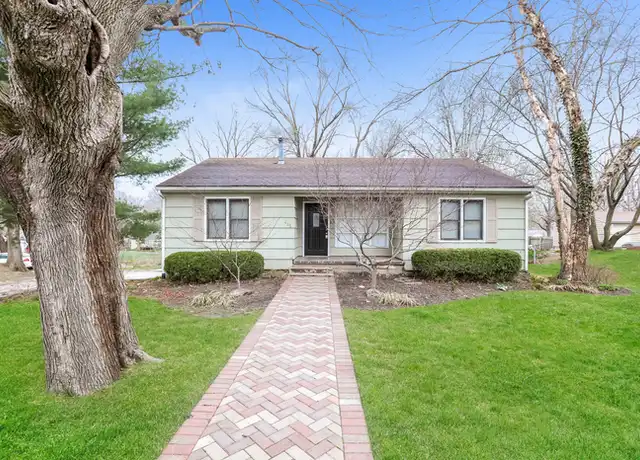 Property at 405 SW 17th St, Blue Springs, MO, 64015, 3 beds, 2 baths, [object Object]