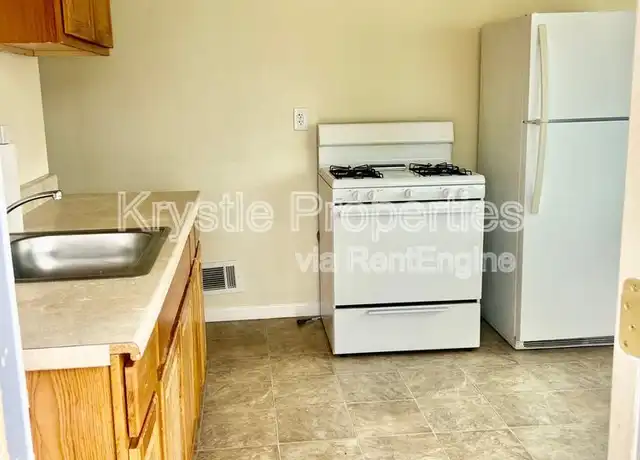 Property at 468 Military E Unit 1/2, Benicia, CA, 94510, 2 beds, 1 bath, [object Object]