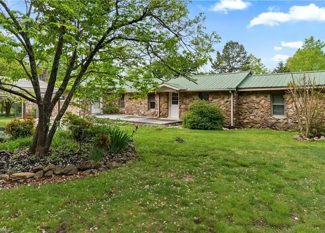 Property at 144 Woodard Rd, Lexington, NC, 27292, 5 beds, 2 baths, [object Object]