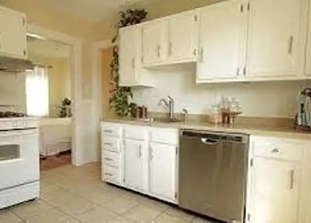 Property at 62 Litchfield St, Brighton, MA, 02135, 3 beds, 1 bath, [object Object]