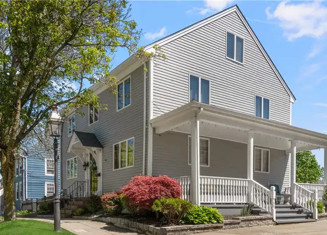 Property at 706 Hope St Unit 2, Bristol, RI, 02809, 3 beds, 1 bath, [object Object]