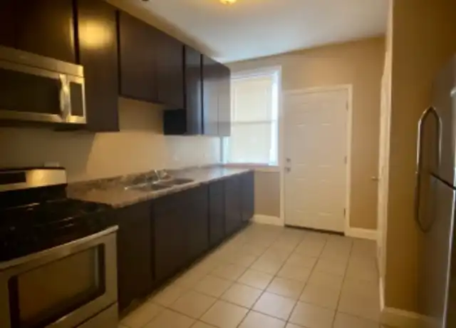 Property at 7837 S Essex Ave Unit 3N, Chicago, IL, 60649, 2 beds, 1 bath, [object Object]