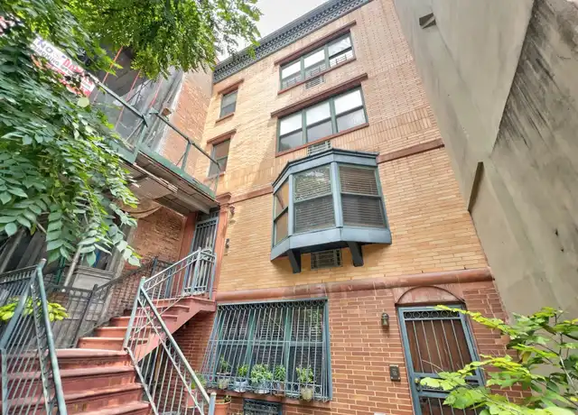 Property at 233 W 121st St Unit 2, New York, NY, 10027, 3 beds, 2 baths, [object Object]