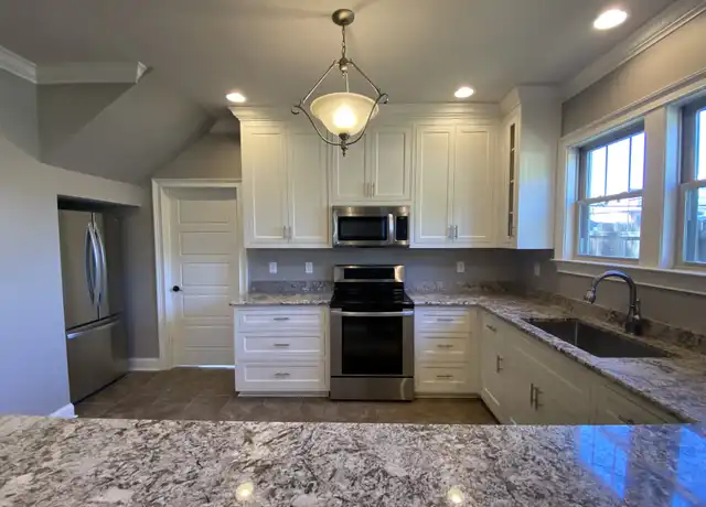 Property at 3105 7th Ave SW, Huntsville, AL, 35805, 4 beds, 2 baths, [object Object]