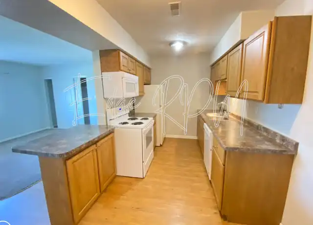 Property at 1115 Doreen Ave Unit 1115-11, Waterloo, IA, 50701, 2 beds, 1 bath, [object Object]