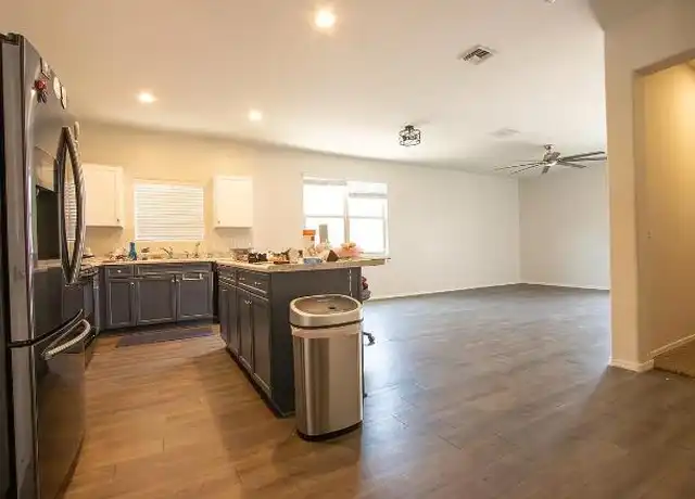 Property at 2630 W Gaby Rd, Phoenix, AZ, 85041, 4 beds, 2 baths, [object Object]