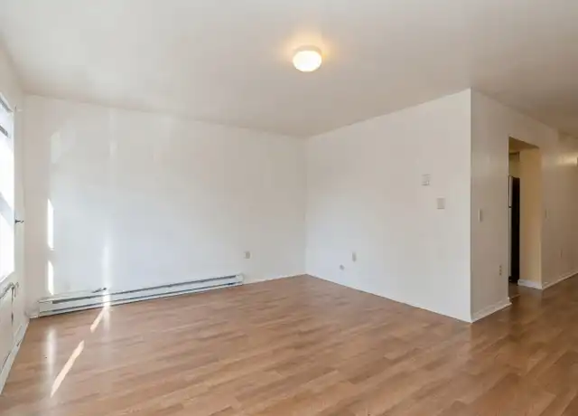 Property at 112 Astor Pl Unit 2, Jersey City, NJ, 07304, 3 beds, 1 bath, [object Object]