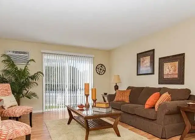 Property at Cornerstone Estates - 1205 Westminster St, Saint Paul, MN, 55130, 1-2 bed, 1 bath, [object Object]