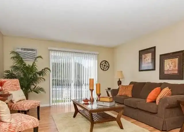 Property at Cornerstone Estates - 1205 Westminster St, Saint Paul, MN, 55130, 1 bed, 1 bath, [object Object]