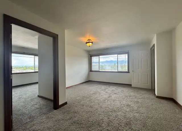 Property at 529 W River Rd, Hamilton, MT, 59840, 2 beds, 2 baths, [object Object]