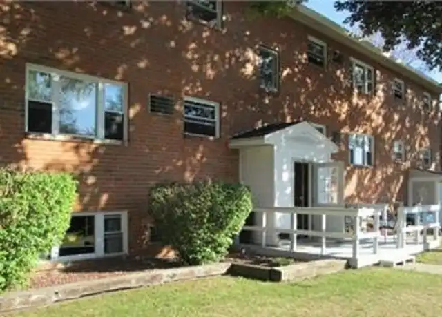 Property at 904 E Sturgis St Unit 7, St Johns, MI, 48879, 2 beds, 1 bath, [object Object]