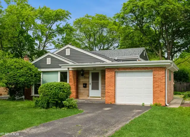 Property at 565 Ridge Rd, Highland Park, IL, 60035, 3 beds, 2 baths, [object Object]