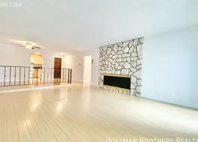 Property at 1102 11th St Unit 202A, Santa Monica, CA, 90403, 2 beds, 2 baths, [object Object]