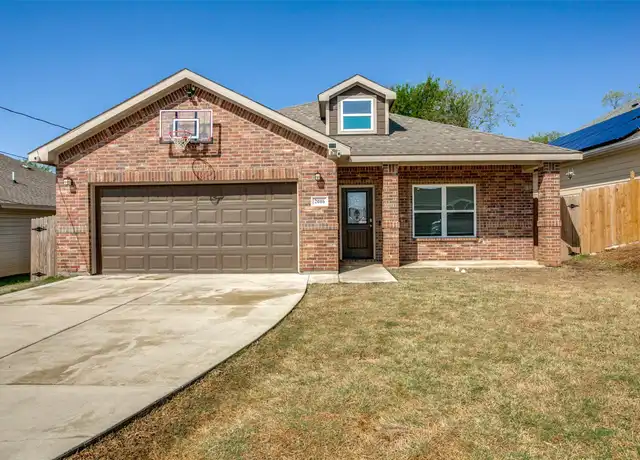 Property at 2016 Langston St, Fort Worth, TX, 76105, 3 beds, 2 baths, [object Object]