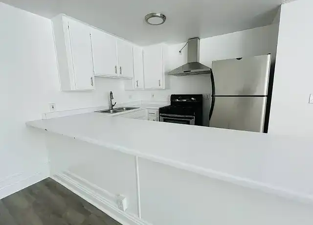 Property at Troy Terrace Apartments - 132 E Adams Blvd, Los Angeles, CA, 90011, 1-2 bed, 1 bath, Contact for Price