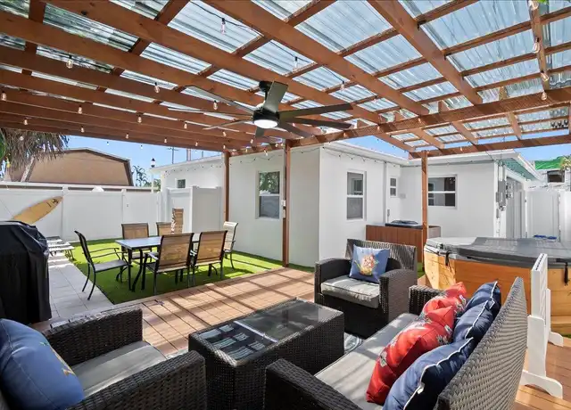 Property at 2741 Parker Ave, West Palm Beach, FL, 33405, 2 beds, 2 baths, [object Object]