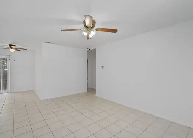 Property at 6800 Mini Cir Unit B, Austin, TX, 78745, 2 beds, 1 bath, [object Object]