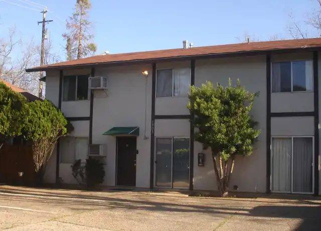 Property at 1905 Locust St Unit 3, Chico, CA, 95928, 3 beds, 1 bath, [object Object]