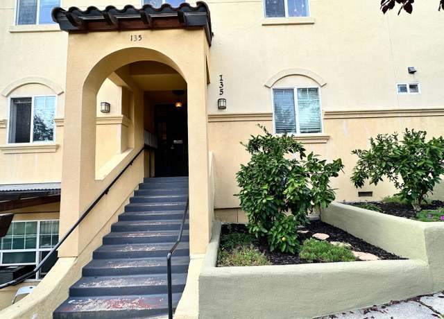 Photo of 135 Almond St Unit 135-11, Auburn, CA 95603