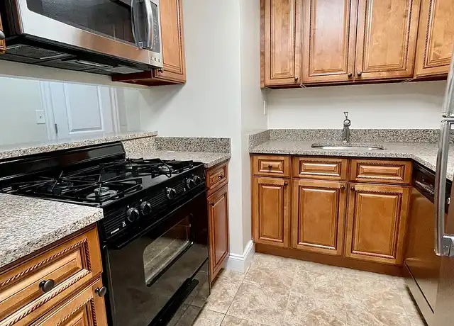 Property at Elide Tuckahoe Terrace - 77 Lime Kiln Rd, Tuckahoe, NY, 10707, 2 beds, 2 baths, [object Object]