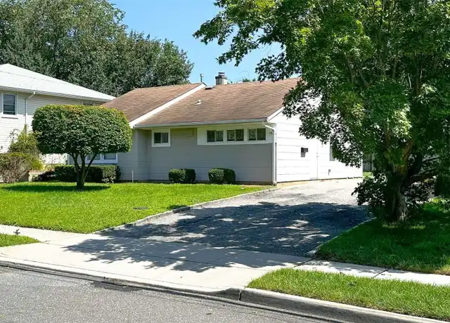 Property at 59 Smith St, Glen Cove, NY, 11542, 3 beds, 1 bath, [object Object]