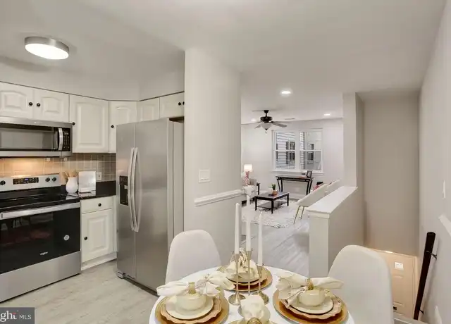 Property at 4612 28th Rd S Unit D, Arlington, VA, 22206, 2 beds, 1 bath, [object Object]