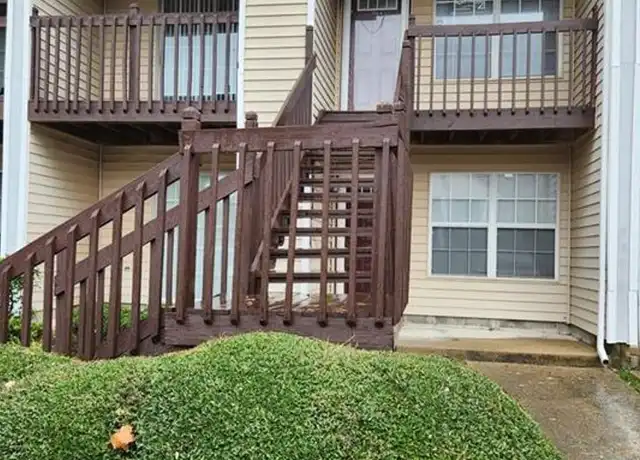 Property at 3722B Towne Point Rd, Portsmouth, VA, 23703, 2 beds, 2 baths, [object Object]