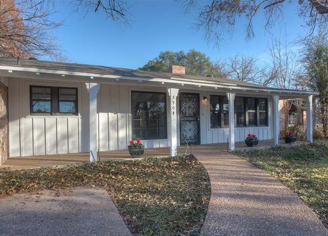 Photo of 3904 Westcliff Rd S, Fort Worth, TX 76109
