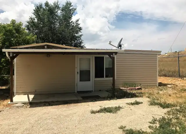 Property at 3262 Mid Way Rd, Casper, WY, 82604, 2 beds, 1 bath, [object Object]