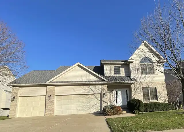 Property at 5717 Star View Dr, Bettendorf, IA, 52722, 4 beds, 3.5 baths, [object Object]