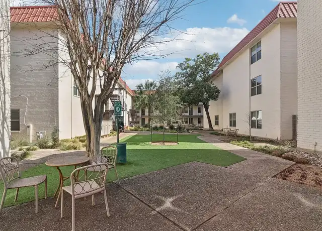 Property at Su Casa - 109 W 39th St, Austin, TX, 78751, 1 bed, 1 bath, [object Object]