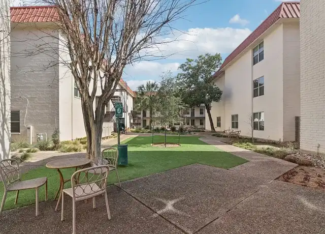 Property at Su Casa - 109 W 39th St, Austin, TX, 78751, 1 bed, 1 bath, [object Object]