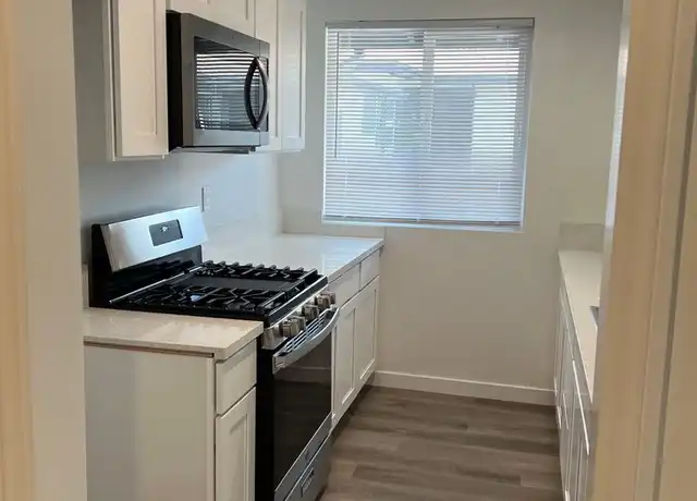Property at 4800 August St Unit 20, Los Angeles, CA, 90008, 1 bed, 1 bath, [object Object]