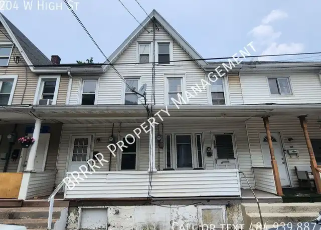 Property at 204 W High St, Nesquehoning, PA, 18240, 2 beds, 1 bath, [object Object]