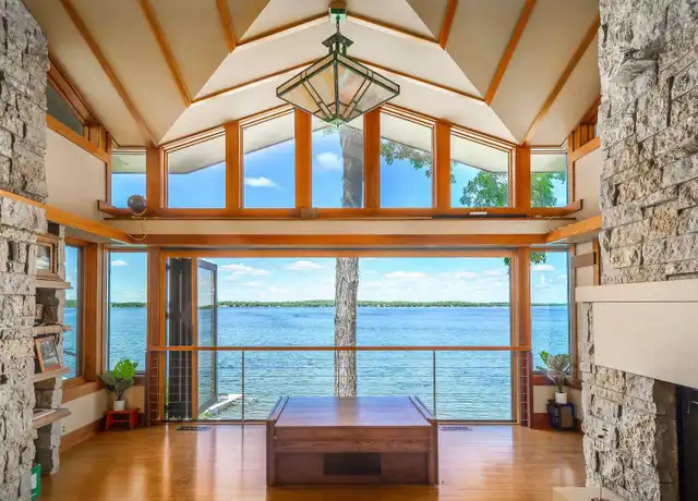 Property at 5030 Lake Mendota Dr, Madison, WI, 53705, 3 beds, 3 baths, [object Object]