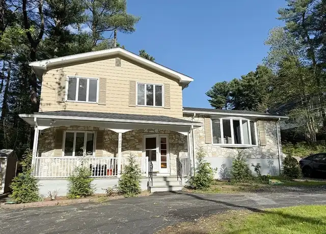 Property at 425 High St Unit 1, Randolph, MA, 02368, 4 beds, 2.5 baths, [object Object]