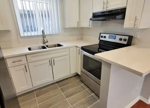 Property at 139 South Avenue 55 Unit 28, Highland Park, CA, 90042, 1 bed, 1 bath, [object Object]