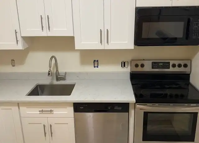Property at 730 S Negley Ave Unit 10, Pittsburgh, PA, 15232, 1 bed, 1 bath, [object Object]
