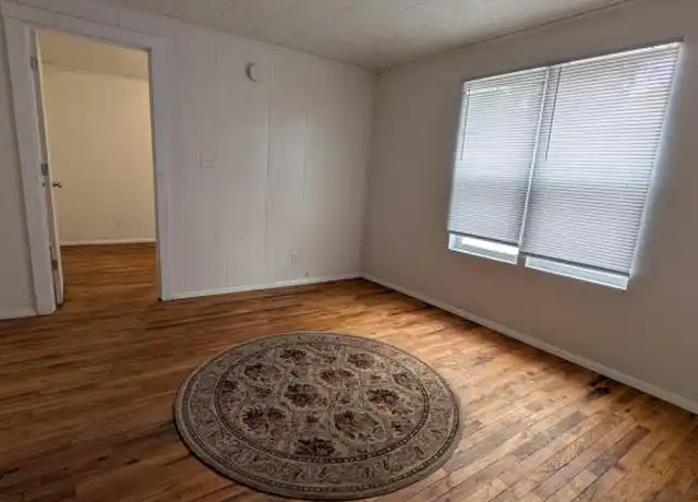 Property at 734 S Bell St Unit 4, Kokomo, IN, 46901, 2 beds, 1 bath, [object Object]
