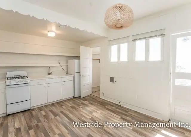 Property at 2219 3rd St Unit 7, Santa Monica, CA, 90405, 0 beds, 1 bath, [object Object]