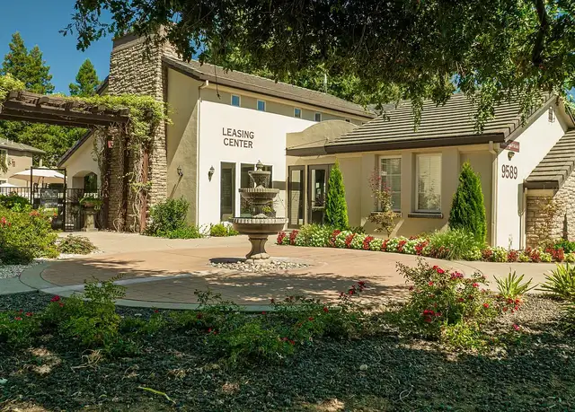 Photo of 9589 Four Winds Dr, Elk Grove, CA 95758